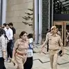 साइबर फ्रॉड मामले आरोपियों की रिहाई का मामला; लखनऊ पुलिस के 9 पुलिसकर्मियों पर एक्शन, दिया सख्त संदेश