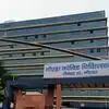 नोएडा जिला अस्पताल में 17 स्वास्थ्यकर्मियों की भर्ती में घोटाला, NHM ने मांगा स्पष्टीकरण, वेतन रोका