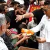 चंडीगढ़ में पैसों के बाद अब पेट्रोल का लंगर, राजा D King बांटेगा 500-1000 के कूपन देगा, जानें जगह और टाइमिंग