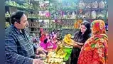 17 से शुरू होगी नमो क्रिकेट लीग, गुड़गांव में 300 टीमें लेंगी हिस्सा 17 से शुरू होगी नमो क्रिकेट लीग, गुड़गांव में 300 टीमें लेंगी हिस्सा