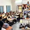 स्कूल में पीछे की कुर्सी पर बैठ गए कलेक्टर, शिक्षक से पूछने लगे सवाल, डीएम ने सादगी से जीत लिया दिल, IIT के बाद 4 बार किया UPSC क्रैक