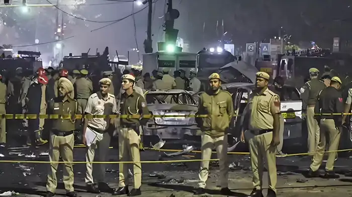चांदनी चौक का लाल मंदिर था निशाने पर, पुलिस की मौजूदगी से बदला प्लान; लाल किला ब्लास्ट में NIA का खुलासा चांदनी चौक का लाल मंदिर था निशाने पर, पुलिस की मौजूदगी से बदला प्लान; लाल किला ब्लास्ट में NIA का खुलासा