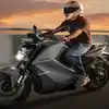 200 Km रेंज वाली इलेक्ट्रिक मोटरसाइकल Raptee.HV T30 की बेंगलुरु में डिलीवरी शुरू, नवंबर तक 100+ का लक्ष्य