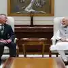 पीएम मोदी के साथ ये दिग्‍गज कौन, मिलते ही हुआ भारत में 1472910000000 रुपये लगाने का ऐलान