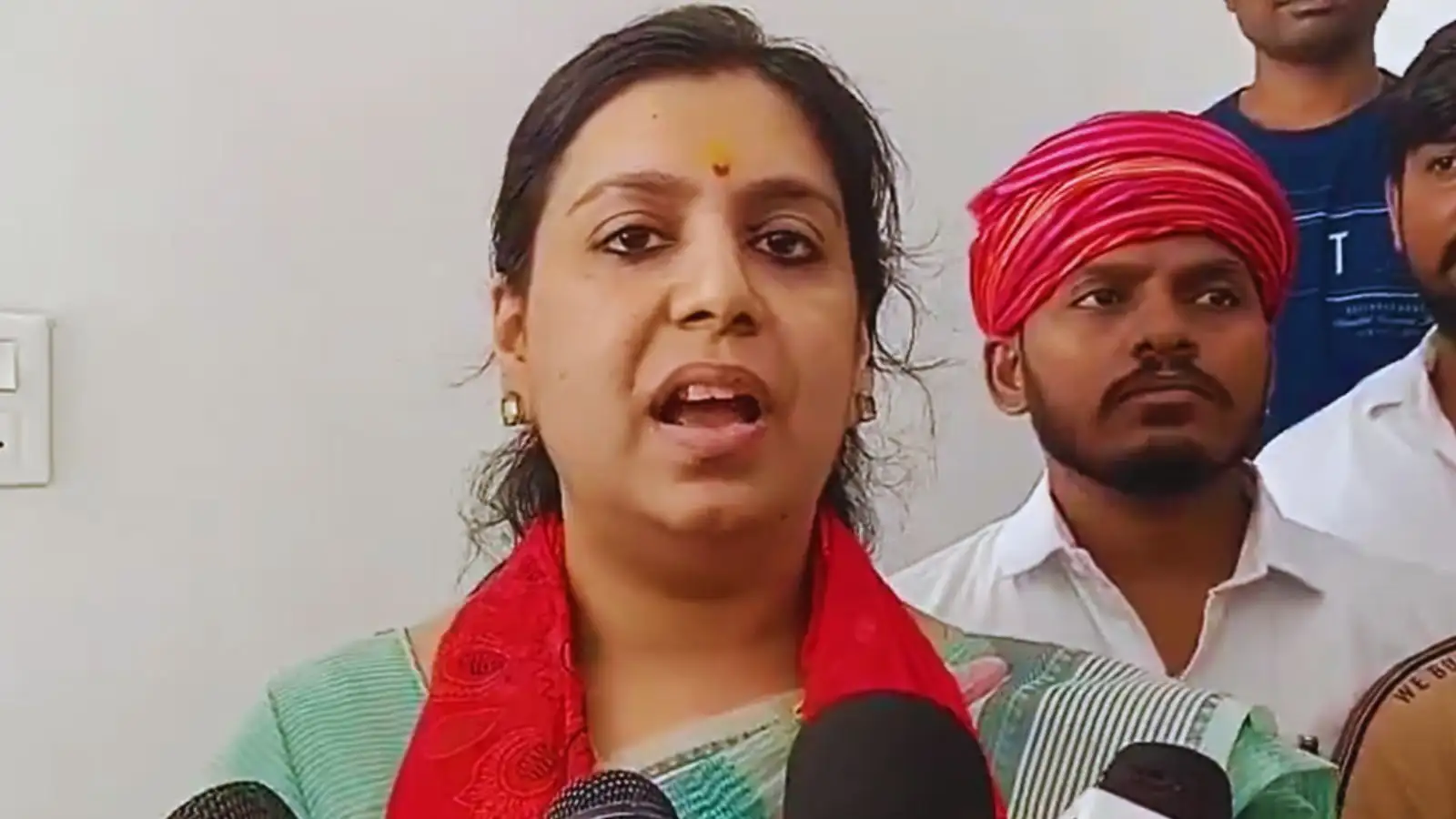 द न्यूज़ 100 डेस्क: दिव्या मित्तल ने बता दिया राजनीतिक मैदान में अगले कदम की घोषणा का दिन और समय, पूर्व IAS ने ऐसे दी जानकारी से जुड़ा समाचार चित्र