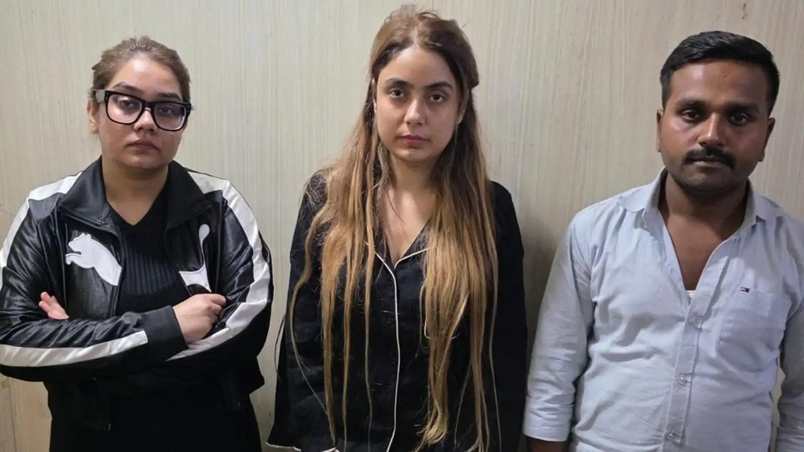 यूपी एटीएस ने श्रद्धा दुबे को कैसे दबोचा, स्टेप बाय स्टेप एक-एक बात समझिए, Video डालकर बहुत तेज बन रही थी - shiva sharma murder case shraddha dubey arrested from nagpur nepal