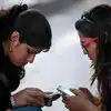 Smartphone Addiction,भारतीयों को सोशल मीडिया से प्यार, हर साल ...