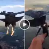 Man Fly With Bird Amazing Video,आसमान में पैराग्लाइडिंग कर रहा था शख्स ...