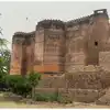 Mathura: द्वापर युग की यादें संजोए मथुरा में आज भी खड़ा है भगवान कृष्ण ...