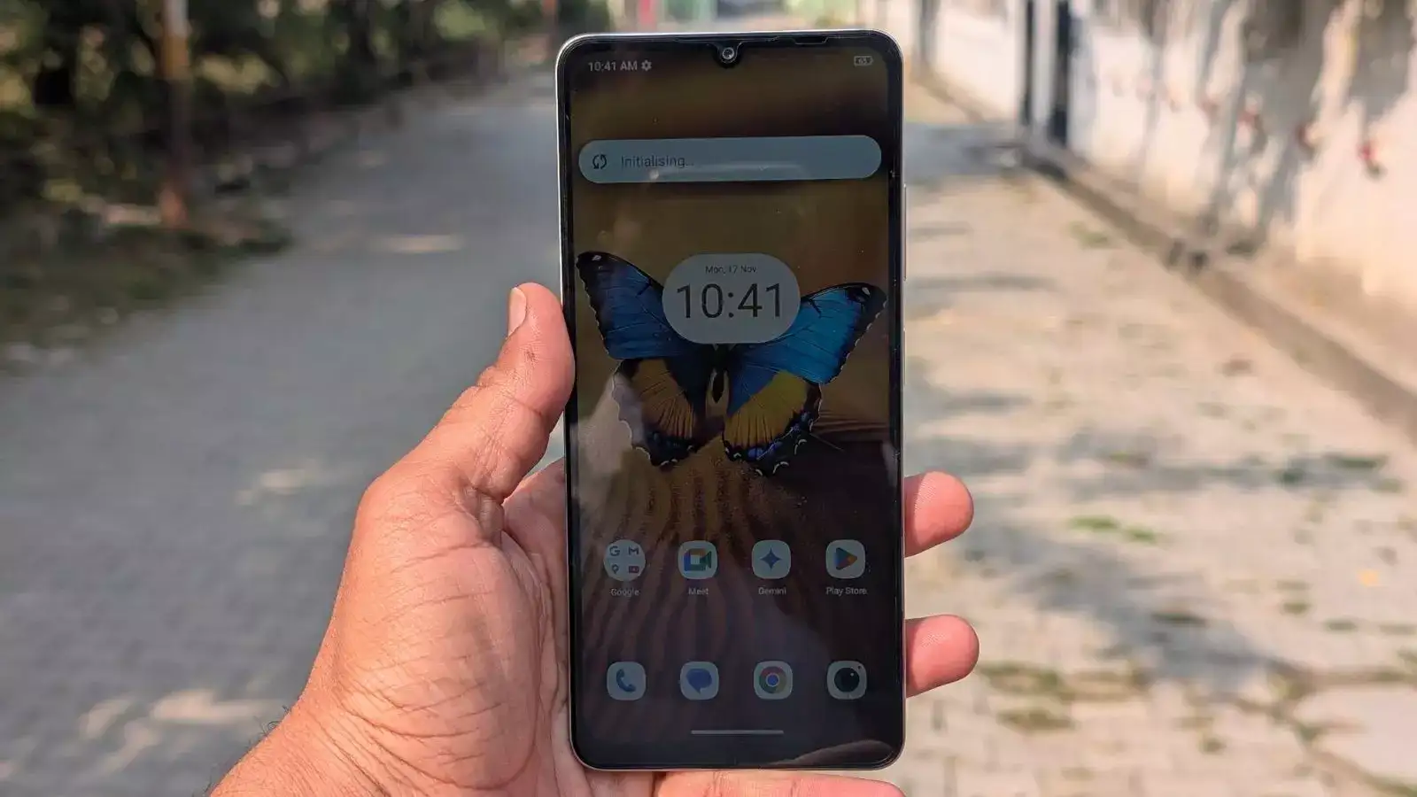 कैसा है ₹6,999 में 120Hz डिस्प्ले और 50MP कैमरे वाला फोन? पढ़ें Lava Shark 2 का रिव्यू