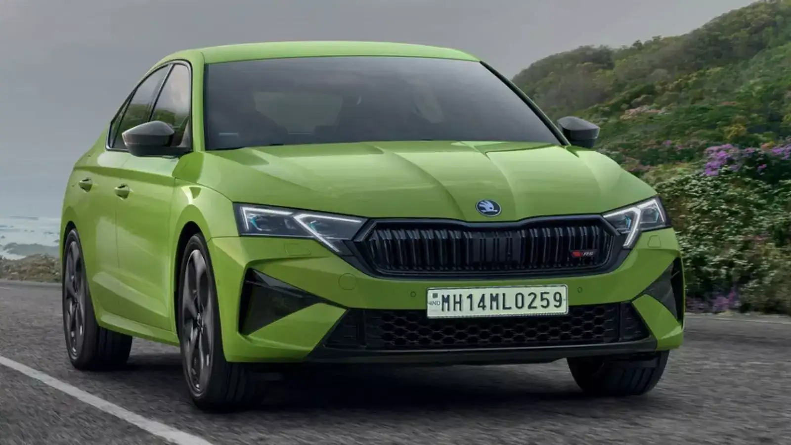 लॉन्च से पहले शुरू हुई Skoda Octavia RS की बुकिंग, जानें इसके बारे में 5 खास बातें