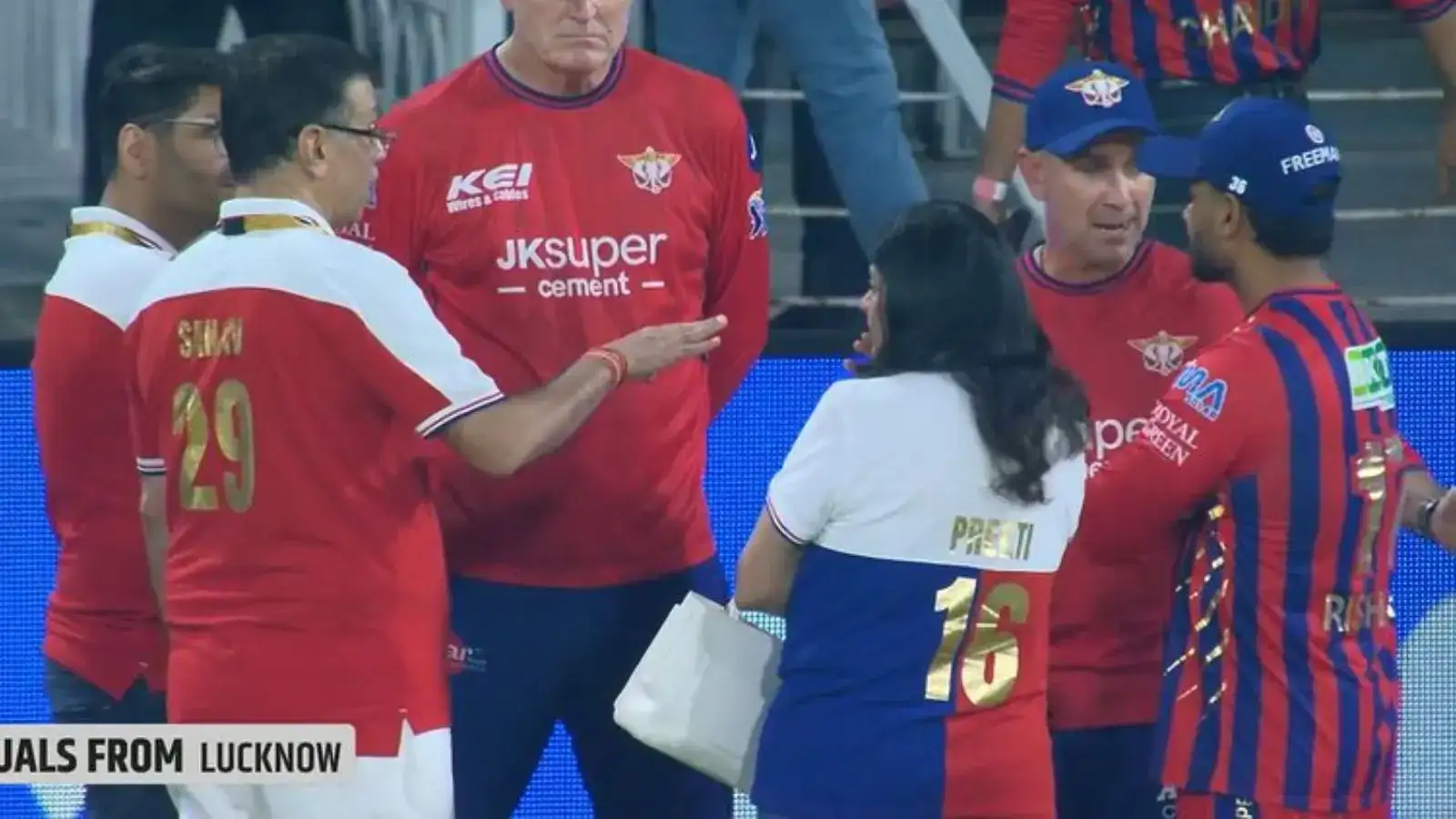 ऋषभ पंत के साथ भी संजीव गोयनका का केएल राहुल वाला व्यवहार, हार के बाद बीच मैदान पर ही 'तमाशा'