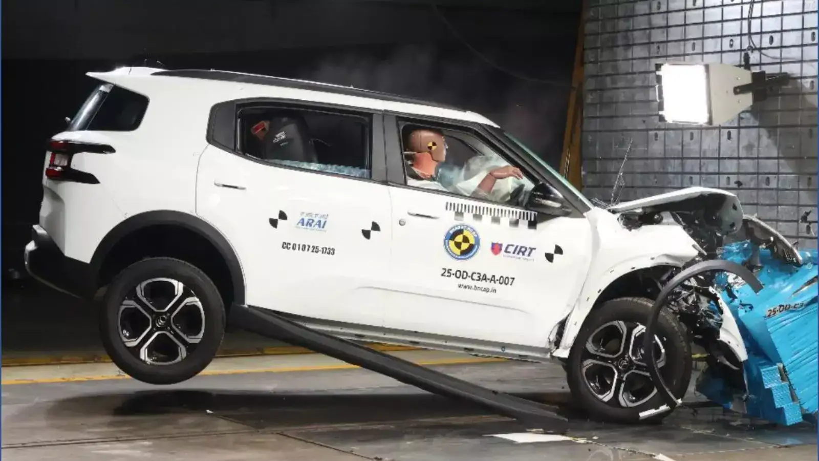 क्रैश टेस्ट में मजबूत निकली Citroen Aircross, Bharat NCAP से मिली 5-स्टार सेफ्टी रेटिंग