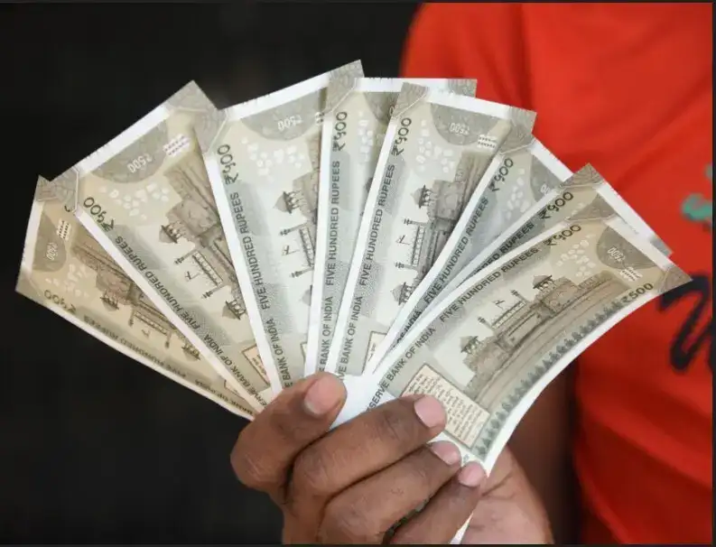 This Post Office Plan Helps You Turn Rs300 Daily into Rs15 Lakh Corpus