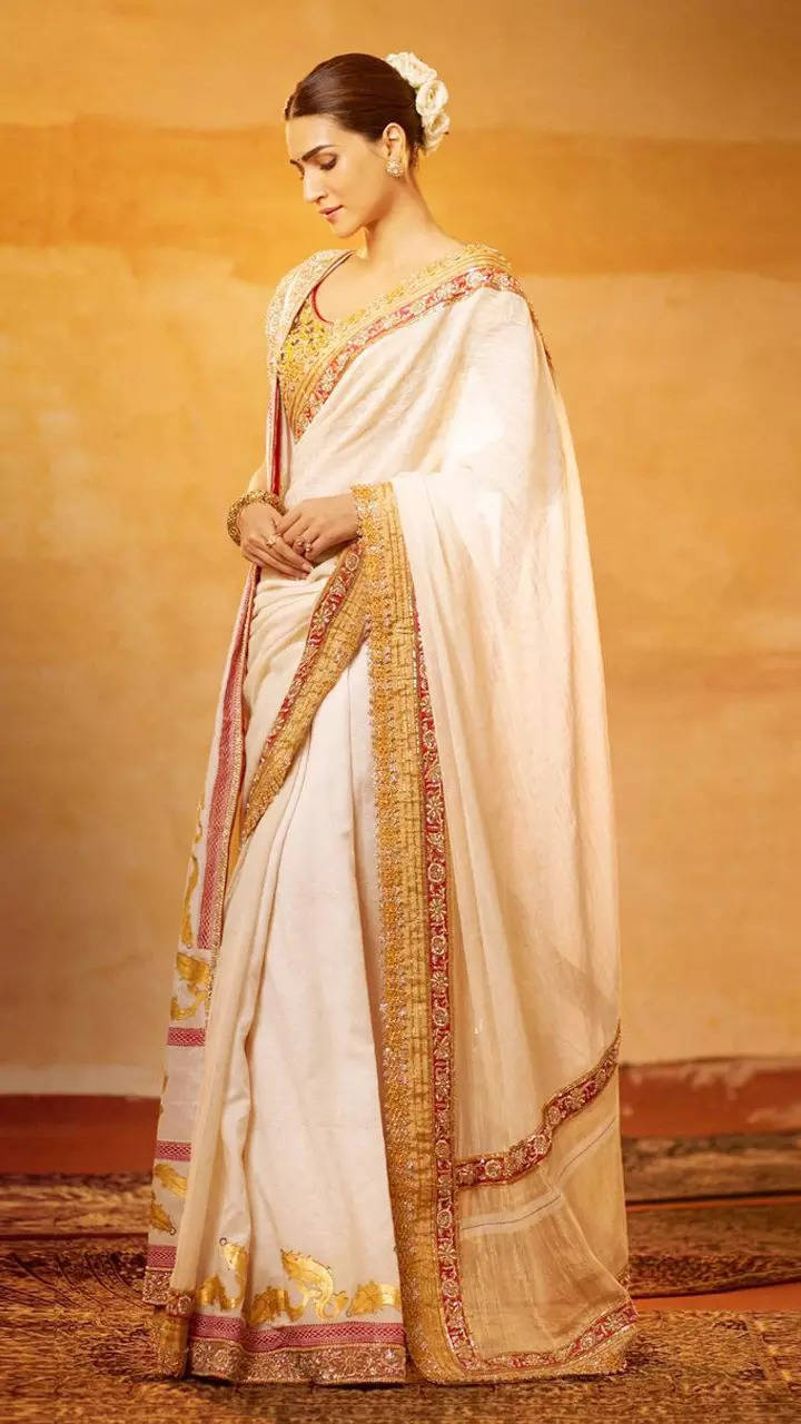 Kriti Sanon looks like a Goddess in a 24-carat gold saree at ...