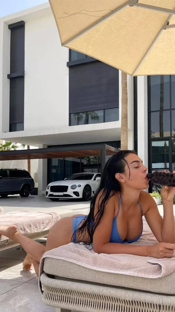 Georgina Rodriguez commands attention in striking blue bikini |  TOIPhotogallery