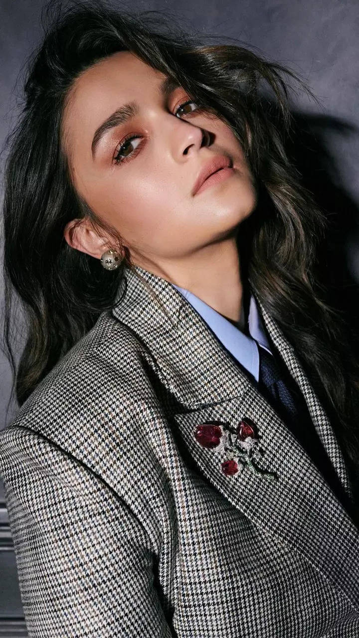 Alia Bhatt is the new face of Gucci; Anushka Sharma, Janhvi Kapoor