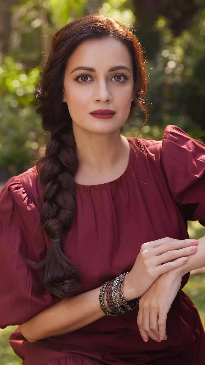 Dia Mirza Height, Weight, Age, Wiki, Affairs, Family & More