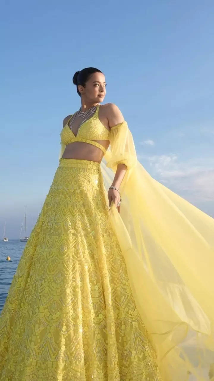 Neon Yellow Sequin Lehenga Set – Estie Couture