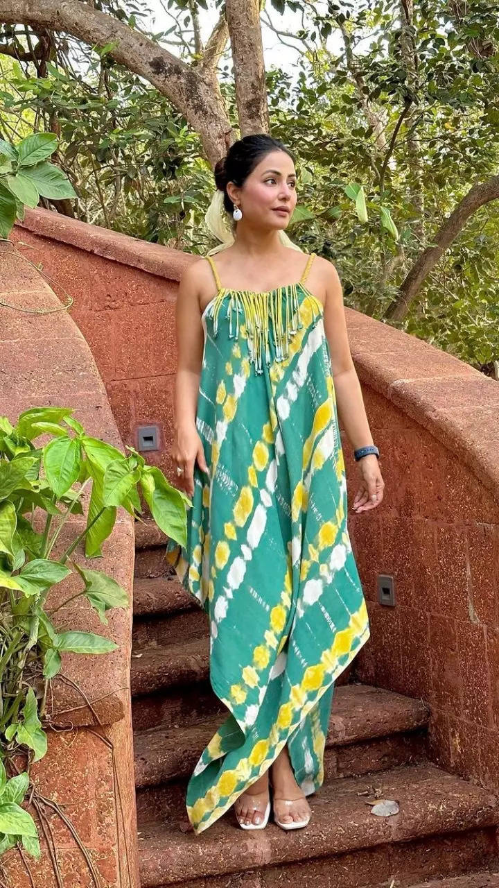 Armeena Rana Khan - Dress is by Farah Talib Aziz (Design House) | Facebook
