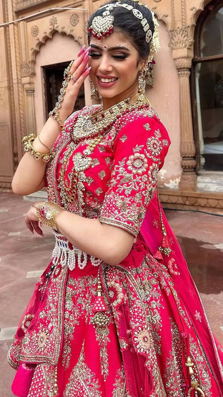 Pakistani Lehenga with Long Kurti Online 2021 #BB279 | Pakistani wedding  outfits, Indian outfits lehenga, Pakistani lehenga