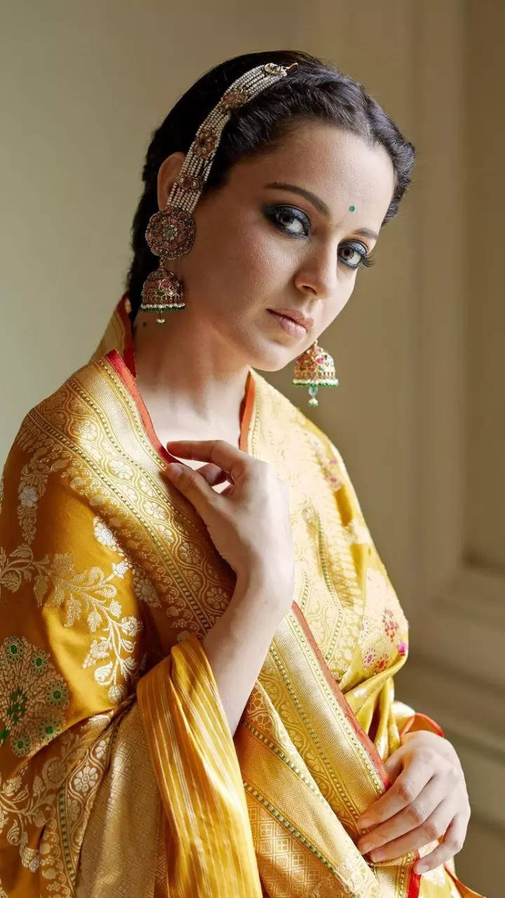 Earrings for deals yellow saree