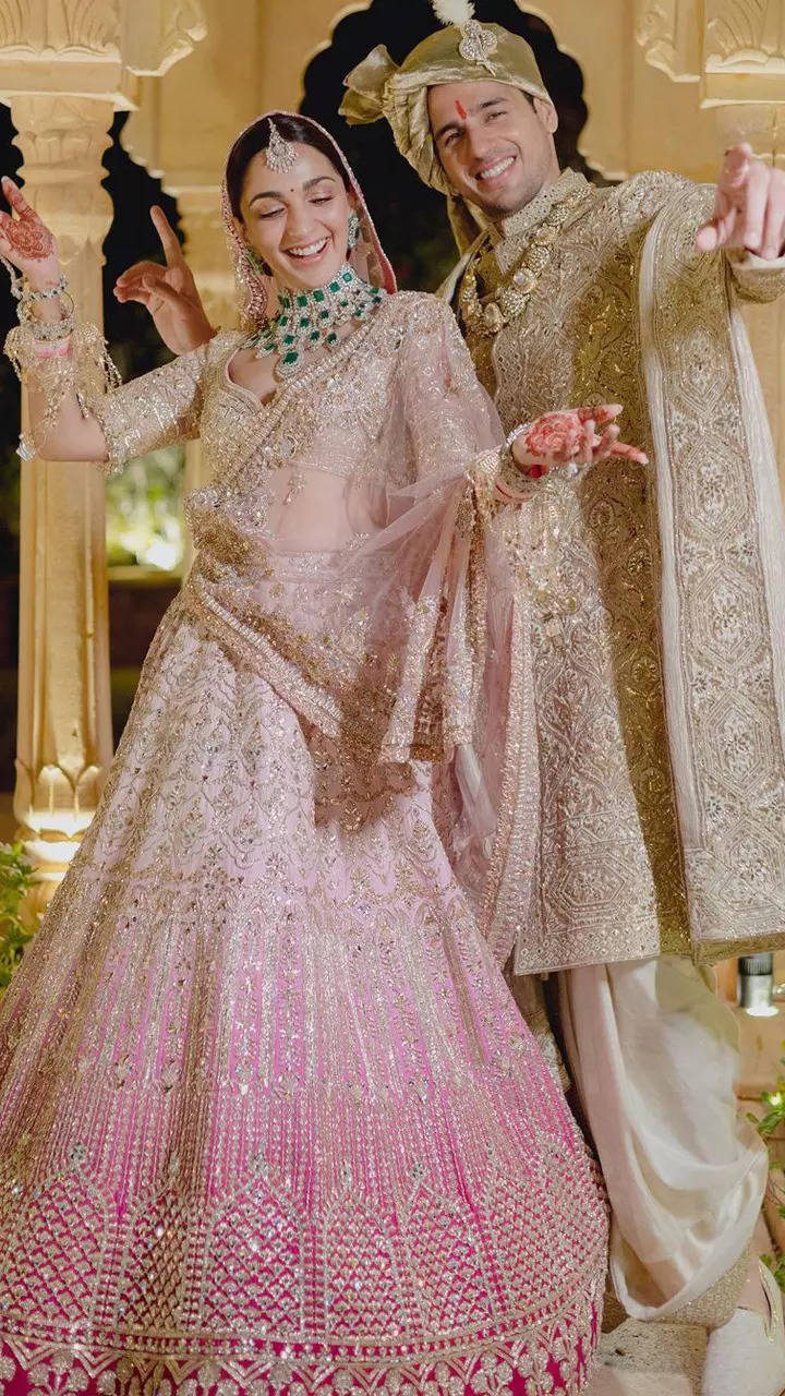 Anushka Sharma Pink Color Lehenga Choli. at Rs.1499/1 in surat offer by  Rangoli Fab