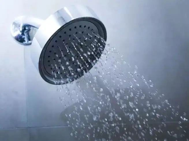 जानें, क्यों रात में नहाना दिन में नहाने से है बेहतर - lifestyle reasons  why showering at night is better than day time - Navbharat Times