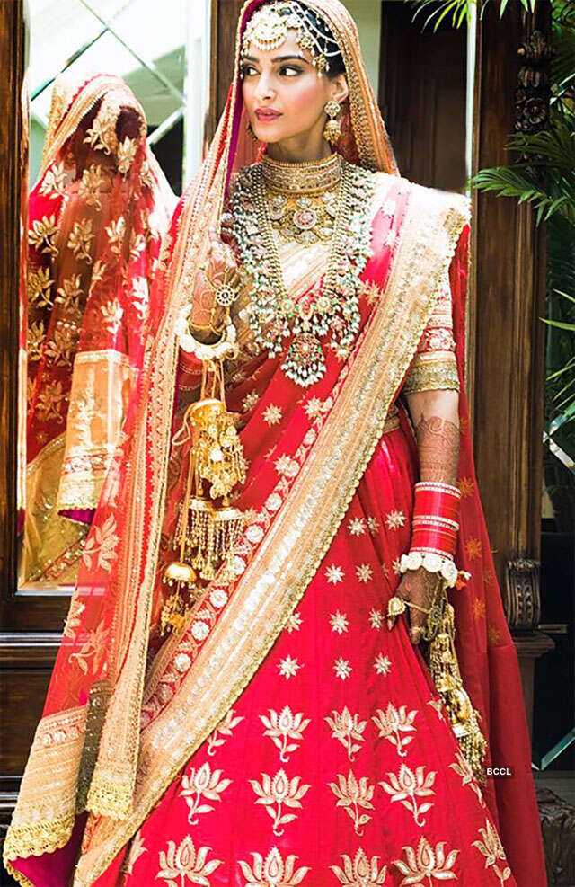 Bridal Lehnga Dupatta Draping Styles श द क ल ए