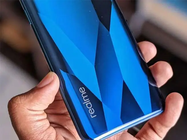 RealMe Smartphone Sale: Realme ने भारत में एक महीने में बेचे 52 लाख से ज्यादा स्मार्टफोन्स, बनाया नया रेकॉर्ड