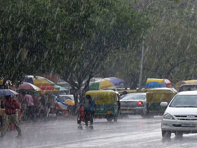 Weather Live Update: bihar assam flood : असम, बिहार में बाढ़ से भारी तबाही  - IMD के रीजनल सेंटर हेड कुलदीप श्रीवास्‍तव ने बताया कि मॉनसून इस वक्‍त  हिमालय के ...