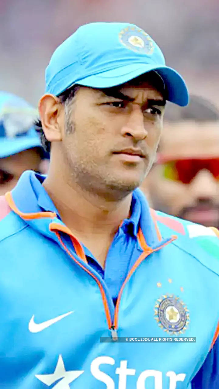 Mahendra Singh Dhoni is back in Team India as mentor for T20 World ...