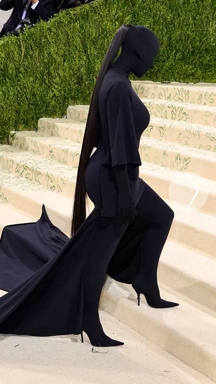 Kim Kardashian wear black dress in Met Gala 2021, exclusive Snap |  NavbharatGold