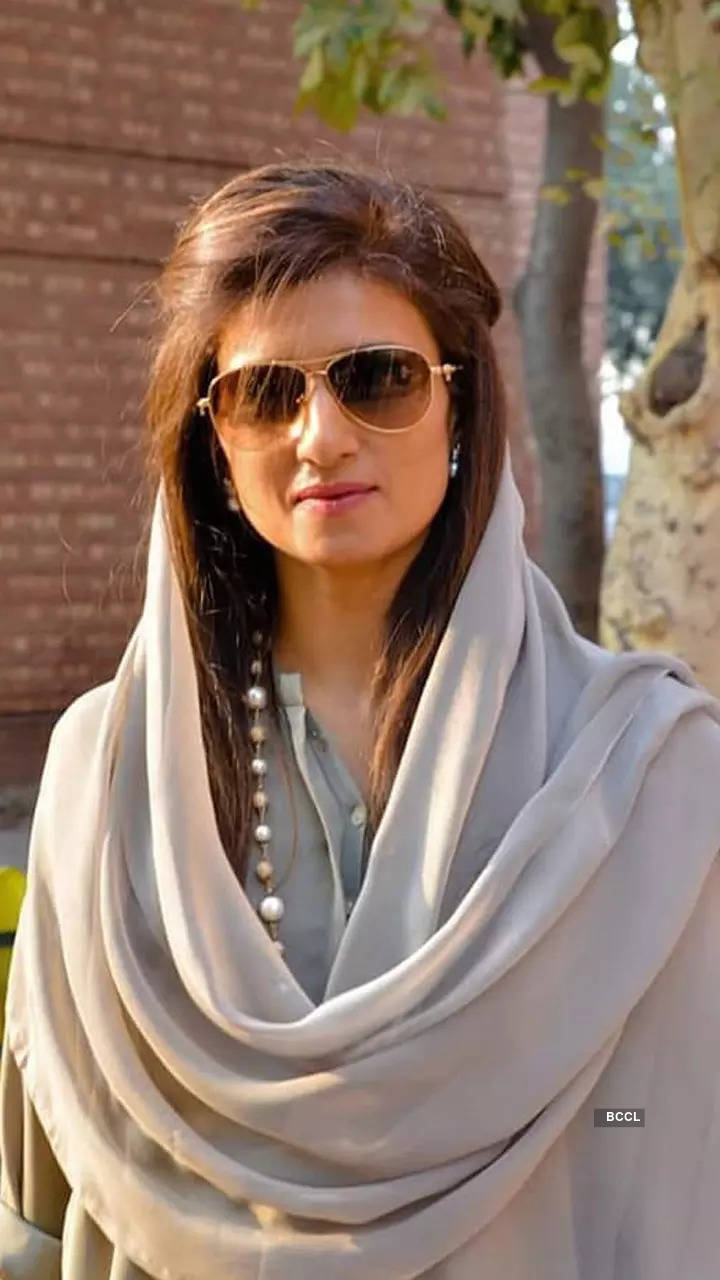 Stylish photos of Pak minister Hina Rabbani | TOIPhotogallery