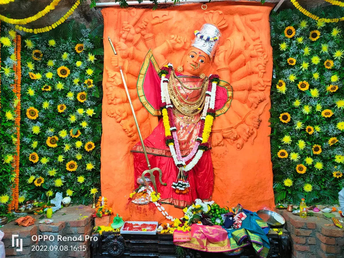 saptashrungi devi new look, अतिप्राचीन स्वरुपात ...