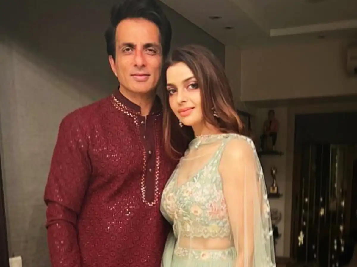 सोनू सूद की पत्नी के आगे बी-टाउन की हसीनाएं भी हैं फेल, सादगी भरे कपड़ों में दिखती हैं खूबसूरत और हसीन - lifestyle sonu sood wife sonali sood wife looks beautiful in