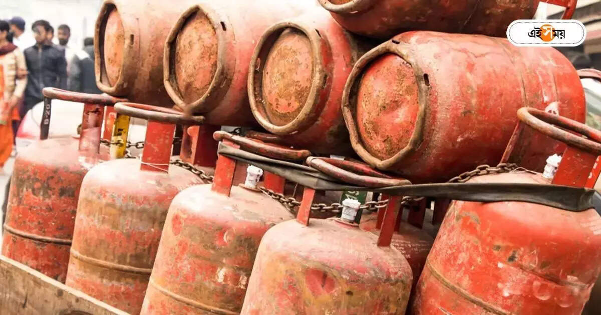 Gas Aadhaar Link : গ্যাসের আধার বায়োমেট্রিক লিঙ্কে টাকা নেওয়ার অভিযোগ, তুলকালাম দুর্গাপুরে – gas aadhaar link dealer allegedly demanding money at ukhra durgapur