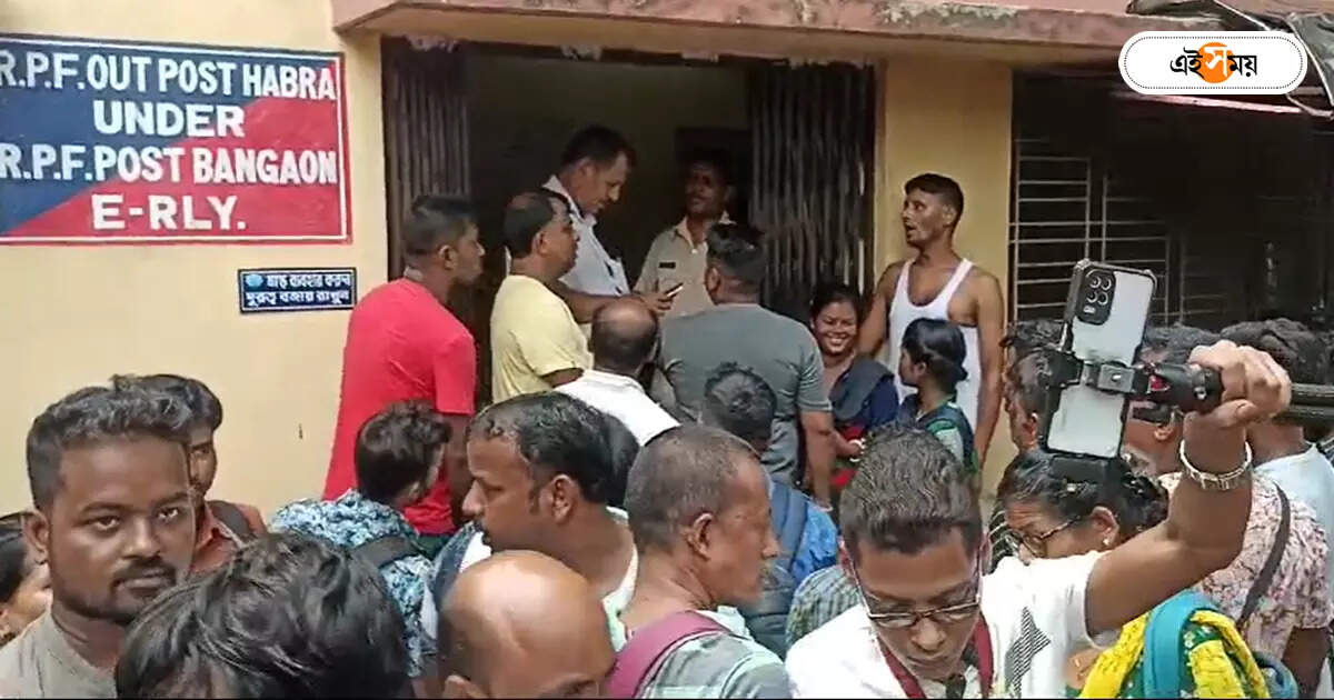 Child Trafficking,’শিশু চুরি’-র গুজবেই মারমুখী রেলযাত্রীরা, জিআরপি ওসি বললেন, ‘আমি নিশ্চিত…’ – railway passengers beat up a woman for allegedly child trafficking at birati station
