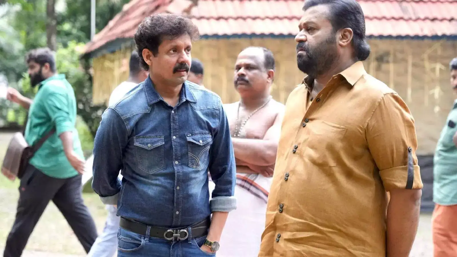 മന്ത്രിയുടെ തിരക്ക് കൂടി നോക്കി വേണം ഷൂട്ടിംഗ്! ഒറ്റക്കൊമ്പൻ" രണ്ടാം ഘട്ട ചിത്രീകരണം തൊടുപുഴയിൽ!