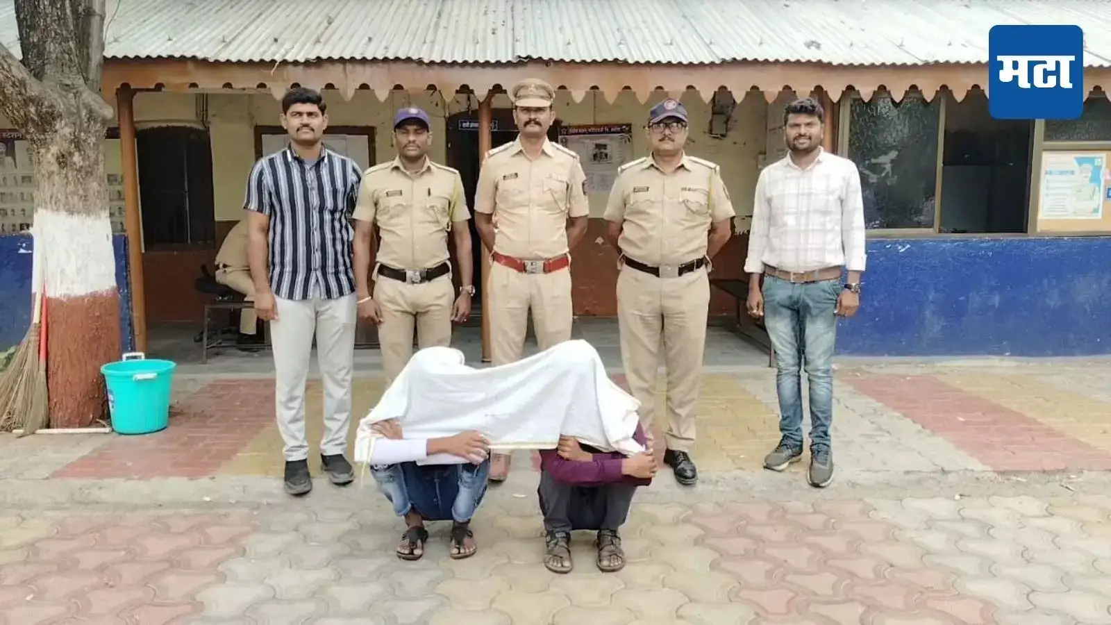 मूलबाळ होत नाही, नवस फेडायला गेलेल्या विवाहितेवर आळंदीतील लॉजवर अत्याचार, दाम्पत्यासह तिघं अटक मूलबाळ होत नाही, नवस फेडायला गेलेल्या विवाहितेवर आळंदीतील लॉजवर अत्याचार, दाम्पत्यासह तिघं अटक