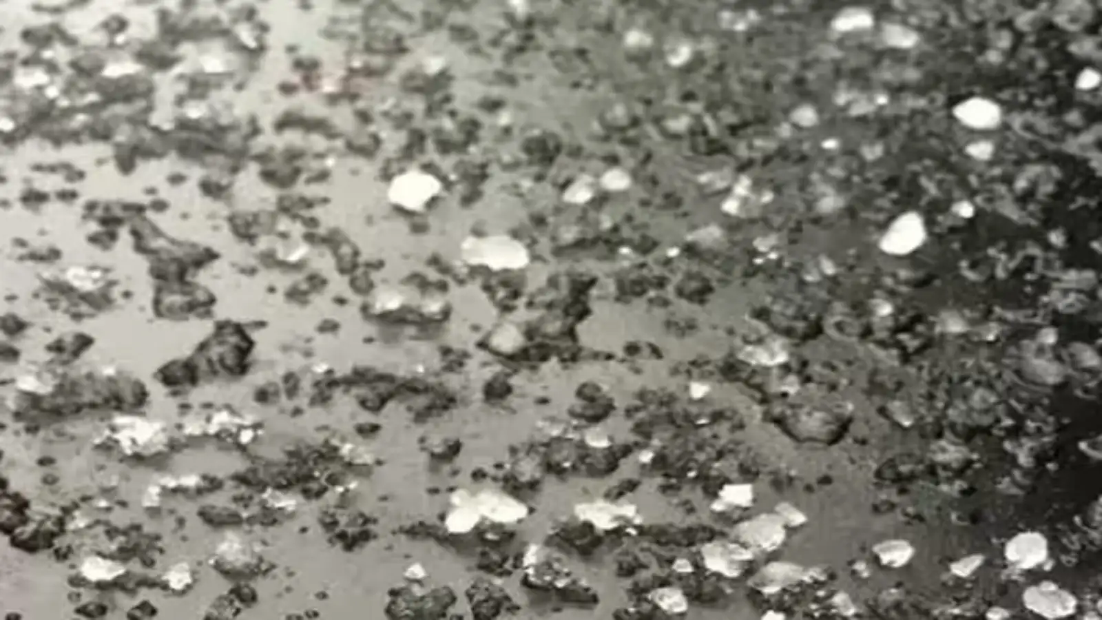 அக்னி நட்சத்திரம் ஆரம்பம்: தர்மபுரி பகுதியை குளிர்வித்த ஆலங்கட்டி மழை! 