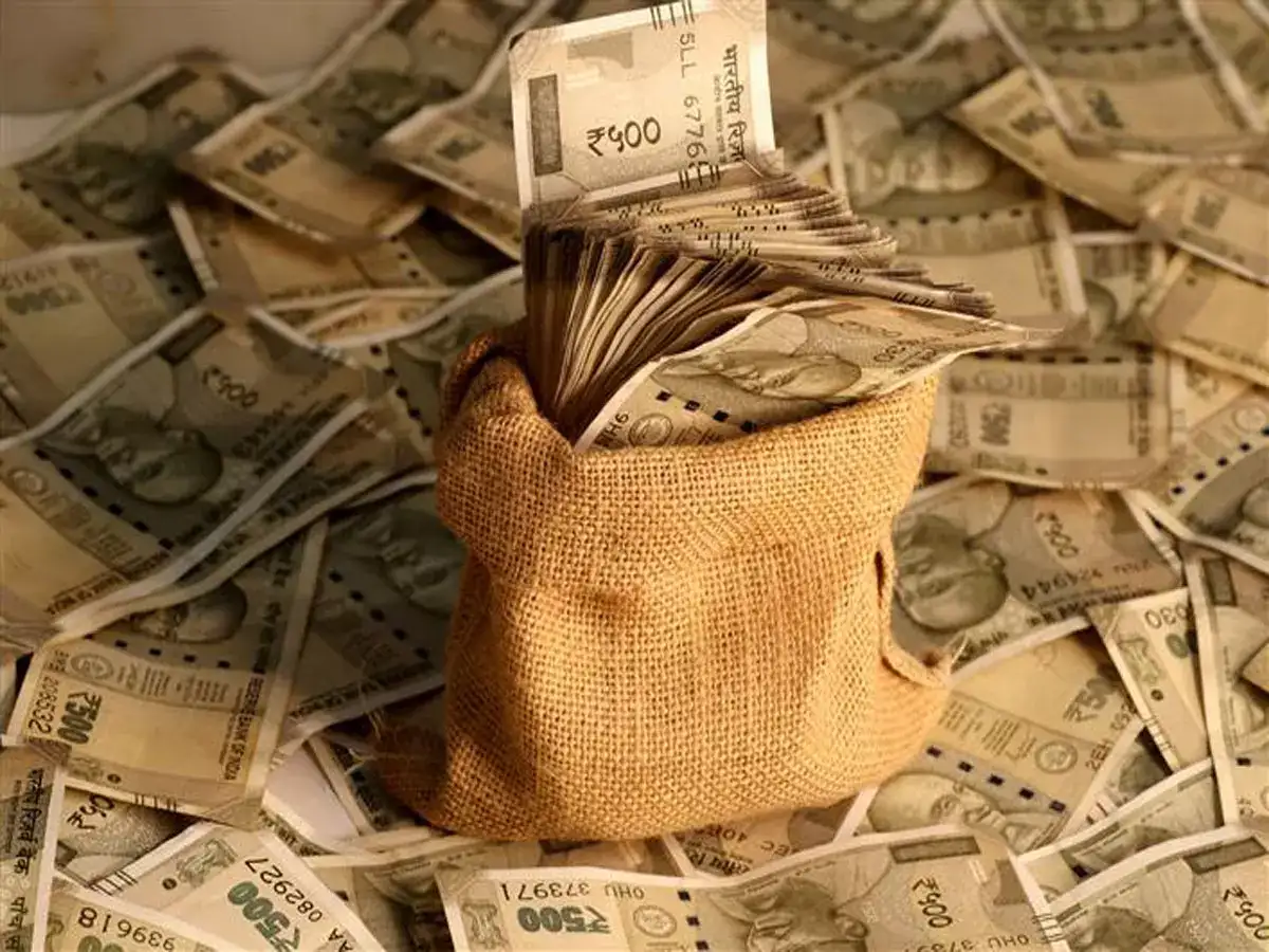 இந்தியாவில் பணக்காரர்கள் எண்ணிக்கை உயர்வு.. சொத்து மதிப்பு இவ்வளவா! 