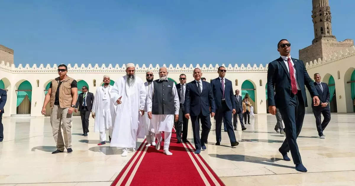 Latest News Of PM Modi Two Day Trip To Egypt: सर्वोच्च सम्मान ने बंद की बोलती... अपने विदेशी दौरों में पीएम मोदी कब-कब गए मस्‍जिद?