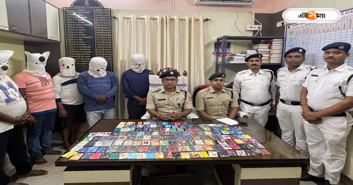 ATM Card : টার্গেট বয়স্করা! এটিএম কার্ড নিয়ে প্রতারণার ফন্দি, পুলিশের জালে বড় চক্র – hooghly police arrested five persons for allegedly atm card fraud complaint
