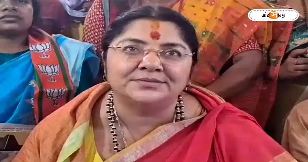 Sandeshkhali News : ‘৫০০-১০০০ টাকায় বিক্রি…’, সন্দেশখালিতে নারী নির্যাতন অভিযোগে তৃণমূলকে তোপ লকেটের – locket chatterjee bjp mp attacks on tmc supremo mamata banerjee and laxmir bhandar about sandeshkhali incident
