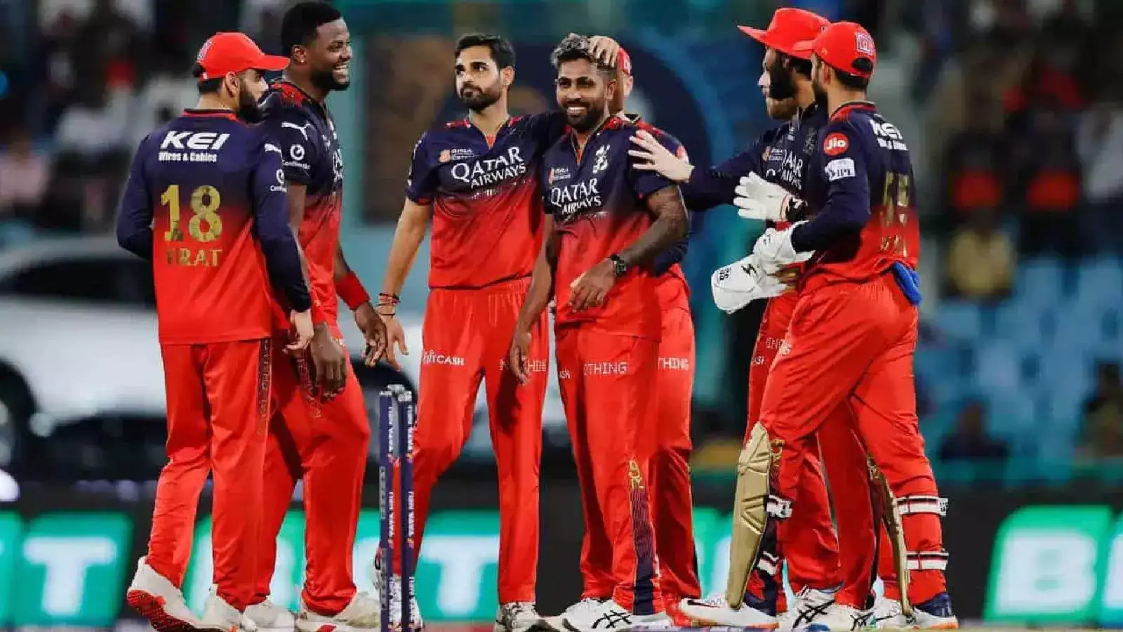 'കിരീടം ആർസിബിക്ക് തന്നെ; രക്ഷകനാകുക ബെംഗളുരുവിന്റെ ആ വജ്രായുധം'; സുപ്രധാന പ്രവചനവുമായി ഓസ്ട്രേലിയൻ മുൻ താരം