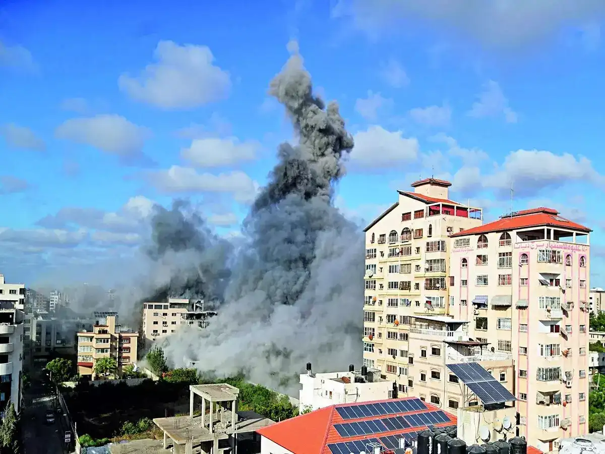 காஸா மக்களுக்கு அடுத்த ஷாக்... ரஃபா நகரை சுற்றி வளைத்த சாக்கடை நீர்... சண்டைக்கு நடுவே தொற்றுநோய் ஆபத்து! 