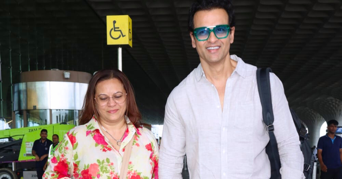 Rohit Roy looks 10 years younger than his wife by wearing blue glasses, the 55-year-old actor can give a tough competition to Tiger Shroff