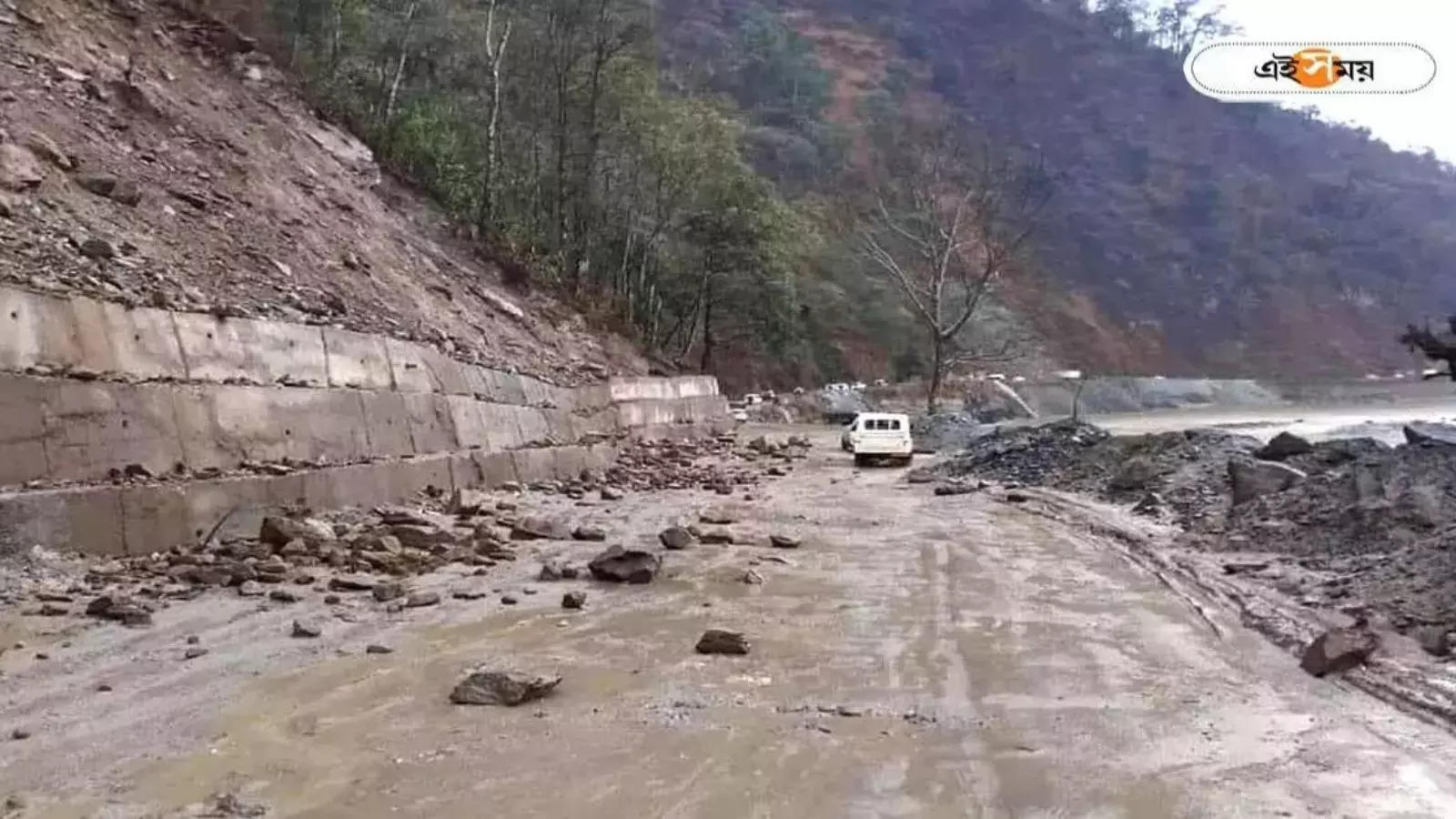 Nh 10 Landslide,চার মাসে ১১ বার বন্ধ! NH 10 যেন নরক-যন্ত্রণা – nh 10 has now become a concern for the administration tourists and commuters