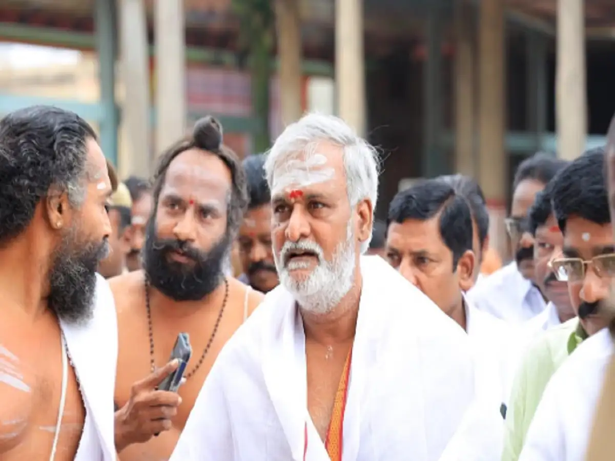 இந்த கோவில்களில் பக்தர்களுக்கு கூடுதல் வசதி; அமைச்சர் சேகர்பாபு சொன்ன தகவல்! 